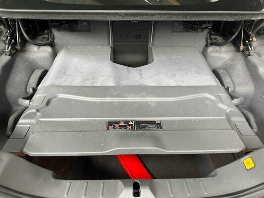 Volvo C70 Convertible 2.4 D5 Momentum 177pk 2007, 05-XL-LL