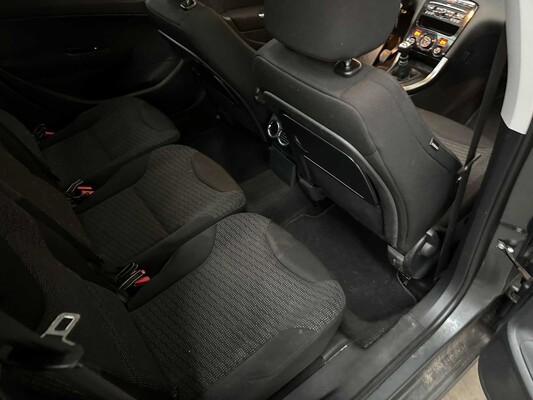 Peugeot 308 SW 1.6 THP Allure 7p 154pk 2013, 7-KBD-01