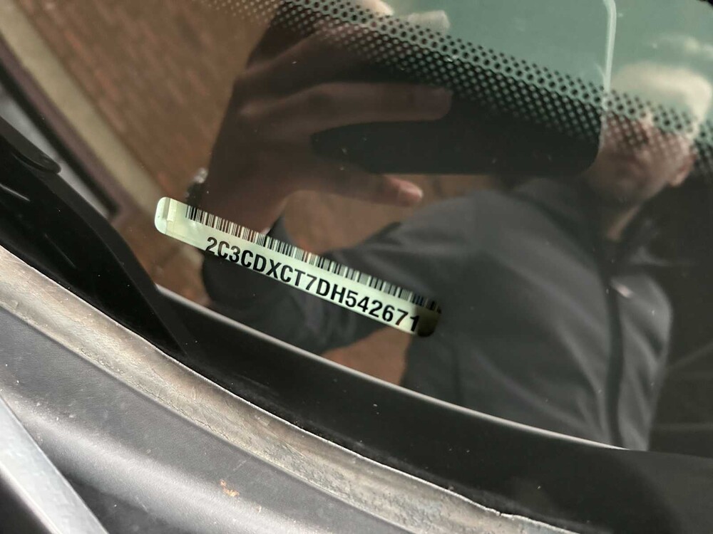 Dodge Charger RT HEMI 5.7 V8 375pk 2013