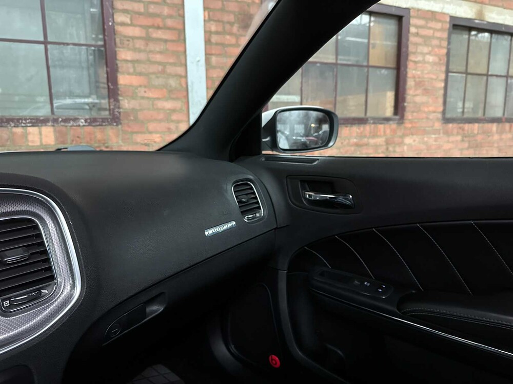 Dodge Charger RT HEMI 5.7 V8 375pk 2013