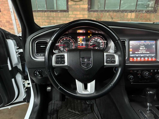 Dodge Charger RT HEMI 5.7 V8 375pk 2013