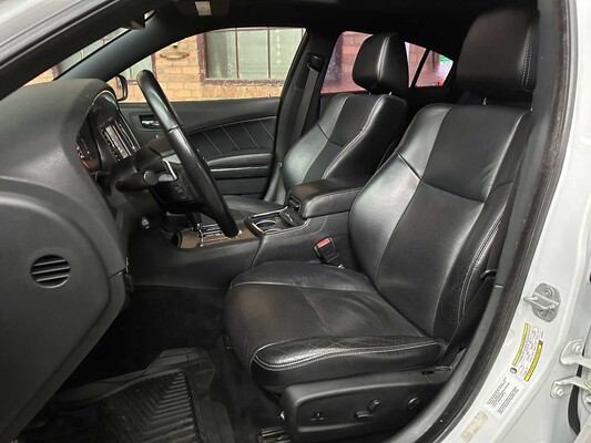 Dodge Charger RT HEMI 5.7 V8 375pk 2013