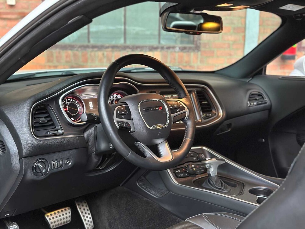 Dodge Challenger SXT PLUS 3.6 V6 305pk 2015