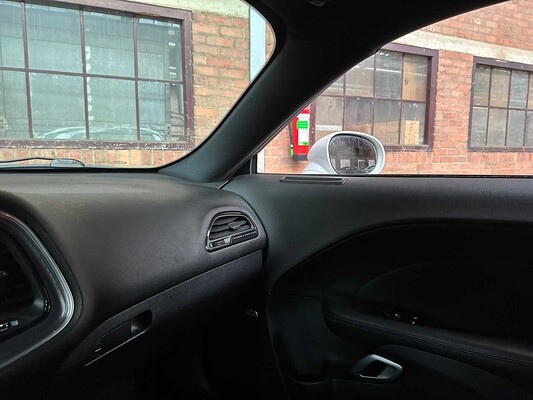 Dodge Challenger SXT PLUS 3.6 V6 305pk 2015