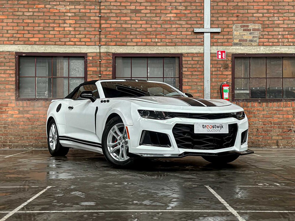 Chevrolet Camaro 1LT 2.0L I4 F DOHC 16V 275pk 2017