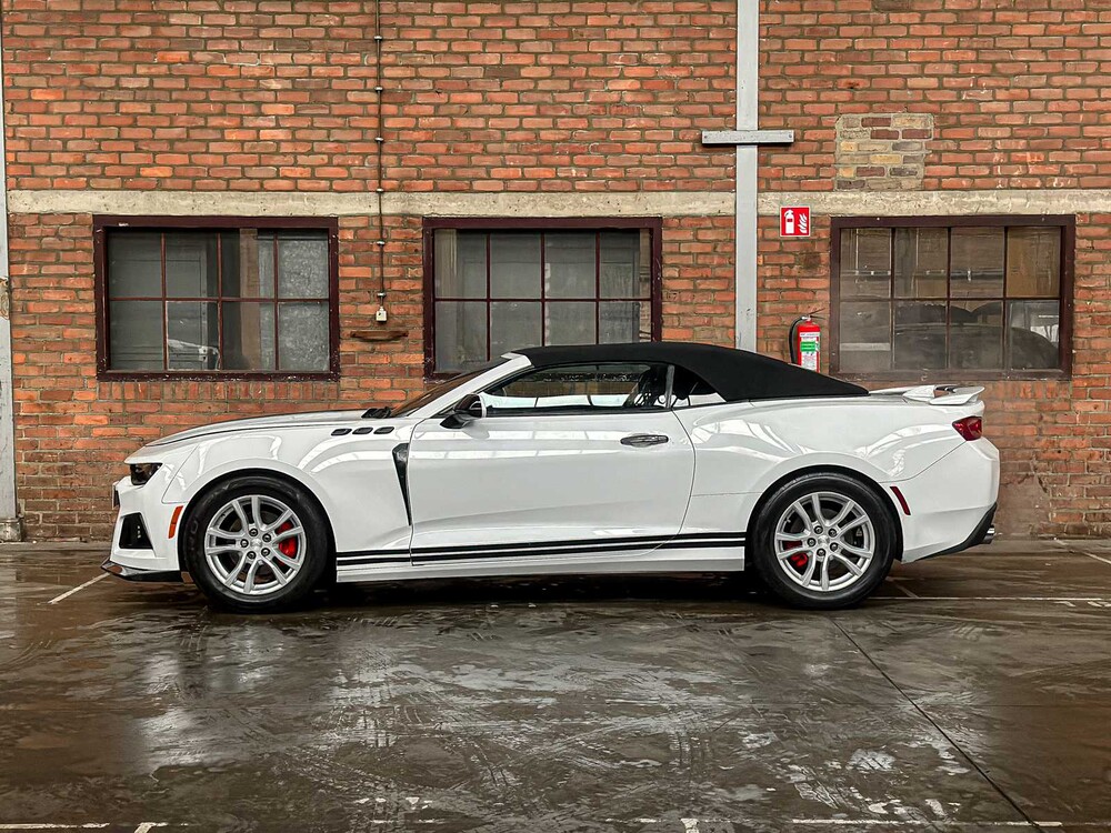 Chevrolet Camaro 1LT 2.0L I4 F DOHC 16V 275pk 2017