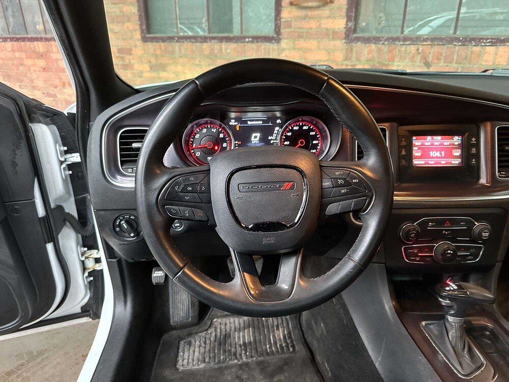 Dodge Charger SE 3.6 V6 292pk 2016