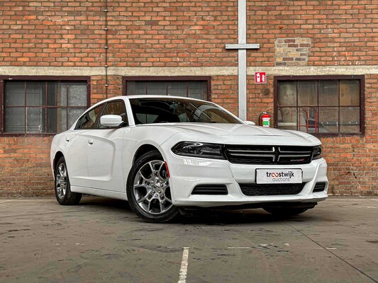 Dodge Charger SE 3.6 V6 292pk 2016