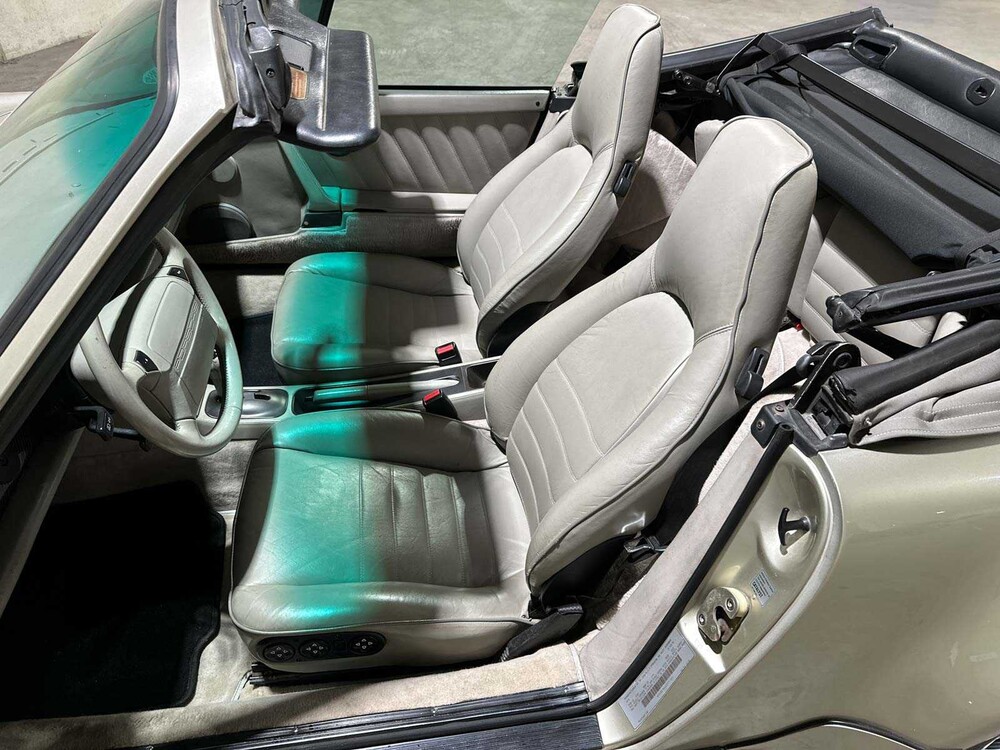 Porsche 911 Carrera 4 3.6 -Automaat- 250pk 1990