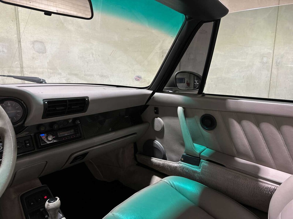 Porsche 911 Carrera 4 3.6 -Automaat- 250pk 1990