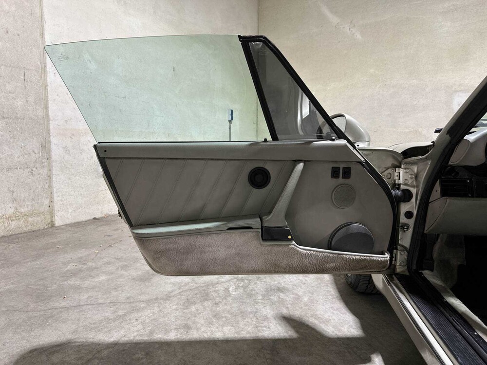 Porsche 911 Carrera 4 3.6 -Automaat- 250pk 1990