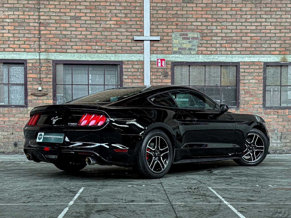 Ford Mustang 3.7 V6 300pk 2015 Coupe