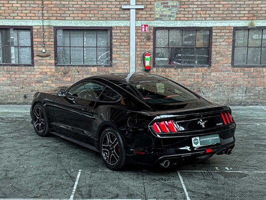 Ford Mustang 3.7 V6 300pk 2015 Coupe