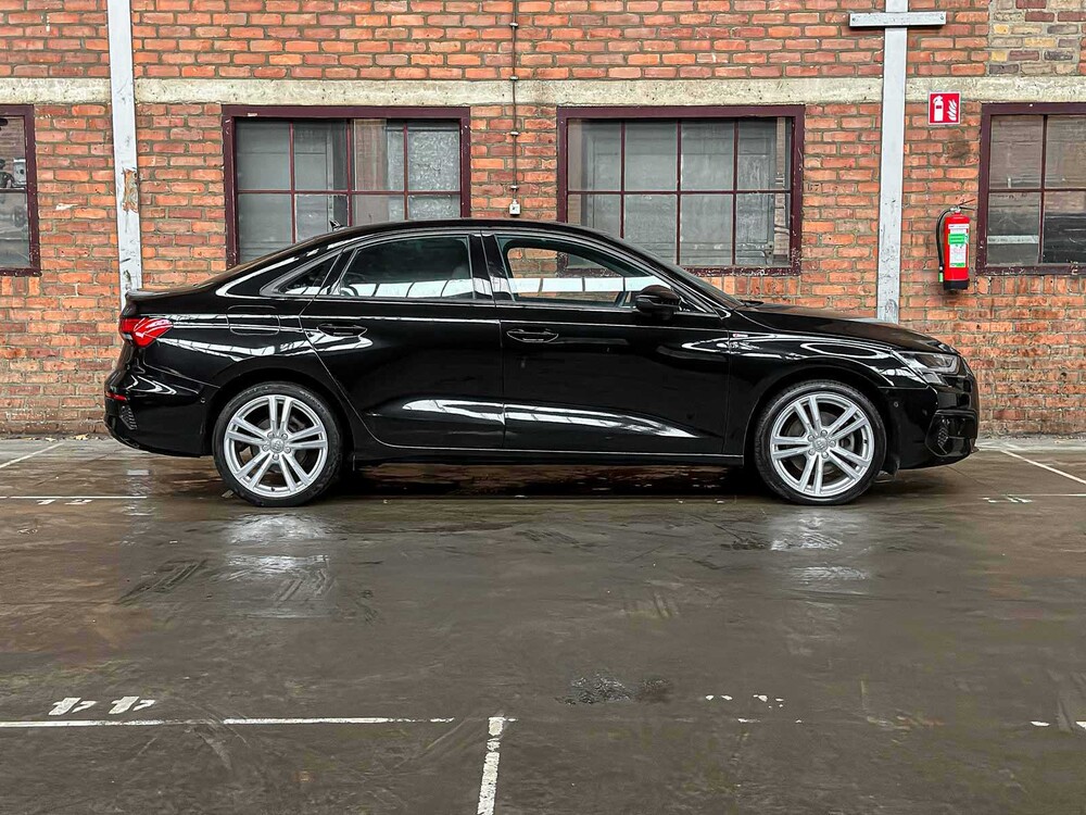 Audi A3 Limousine 30 TFSI S Edition 110pk 2021, Z-259-RT