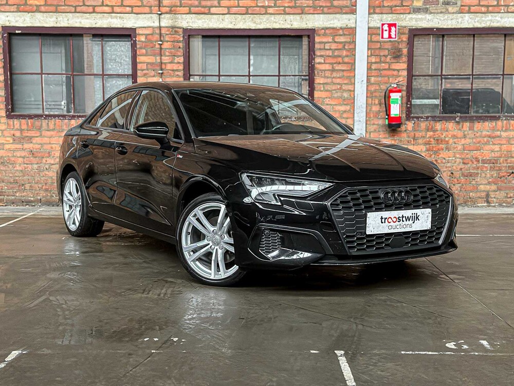Audi A3 Limousine 30 TFSI S Edition 110pk 2021, Z-259-RT