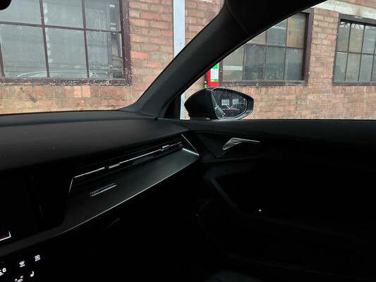 Audi A3 Limousine 30 TFSI S Edition 110pk 2021, Z-259-RT