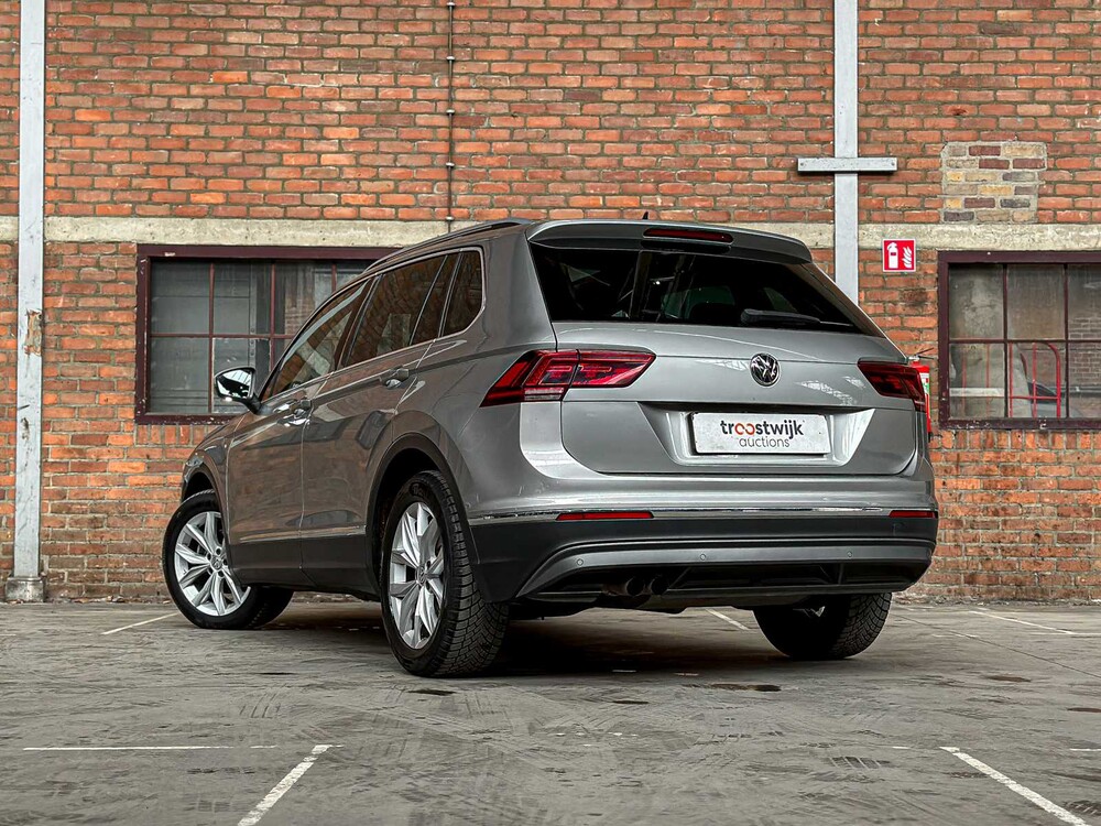 Volkswagen Tiguan 1.4 TSI ACT Highline 148pk 2018 (Origineel-NL), RR-501-H