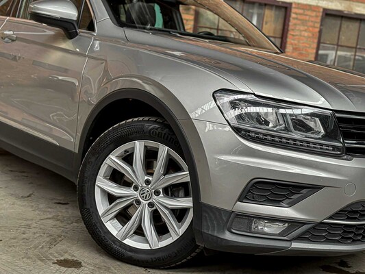 Volkswagen Tiguan 1.4 TSI ACT Highline 148pk 2018 (Origineel-NL), RR-501-H
