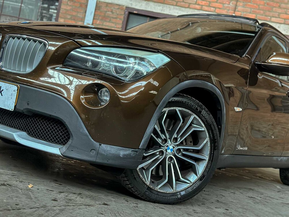 BMW X1 xDrive28i Executive 258pk 2009, 51-NVZ-9