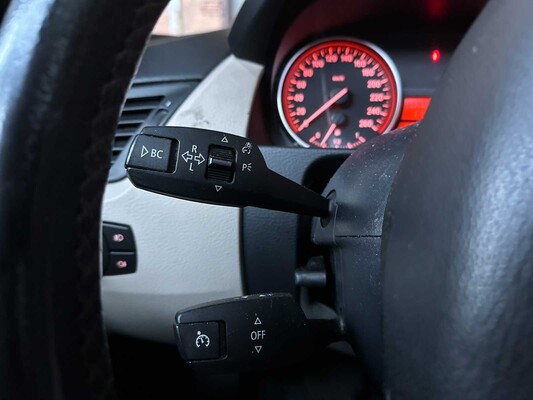 BMW X1 xDrive28i Executive 258pk 2009, 51-NVZ-9