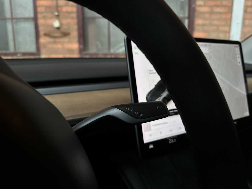 Tesla Model Y Long Range AWD 75kWh 351pk 2021, N-842-RT