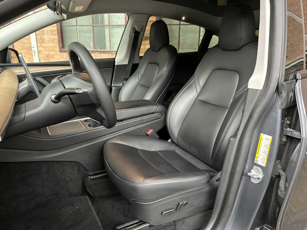 Tesla Model Y Long Range AWD 75kWh 351pk 2021, N-842-RT