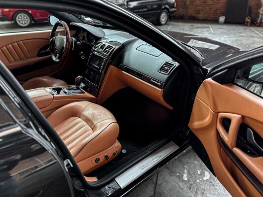 Maserati Quattroporte 4.2 V8 400pk 2007 Youngtimer