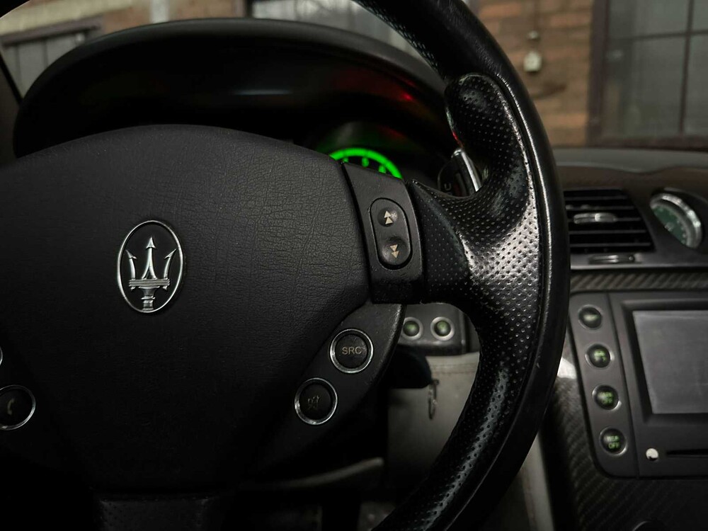 Maserati Quattroporte 4.2 V8 400pk 2007