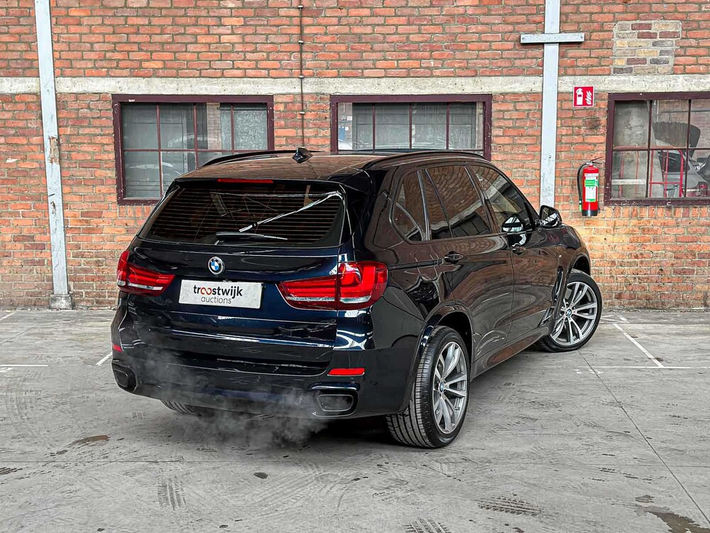 BMW X5 xDrive50i High Executive 4.4 V8 449pk 2016 (Origineel-NL), KP-686-H