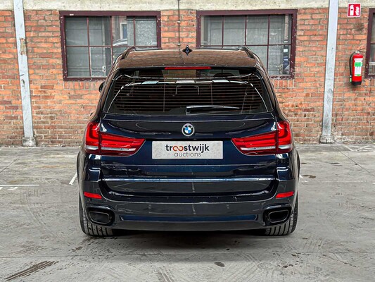 BMW X5 xDrive50i High Executive 4.4 V8 449pk 2016 (Origineel-NL), KP-686-H