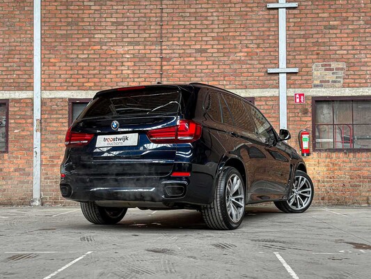 BMW X5 xDrive50i High Executive 4.4 V8 449pk 2016 (Origineel-NL), KP-686-H