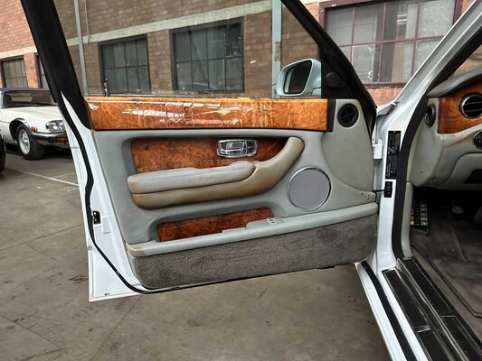 Bentley Arnage 6.8 V8 2004