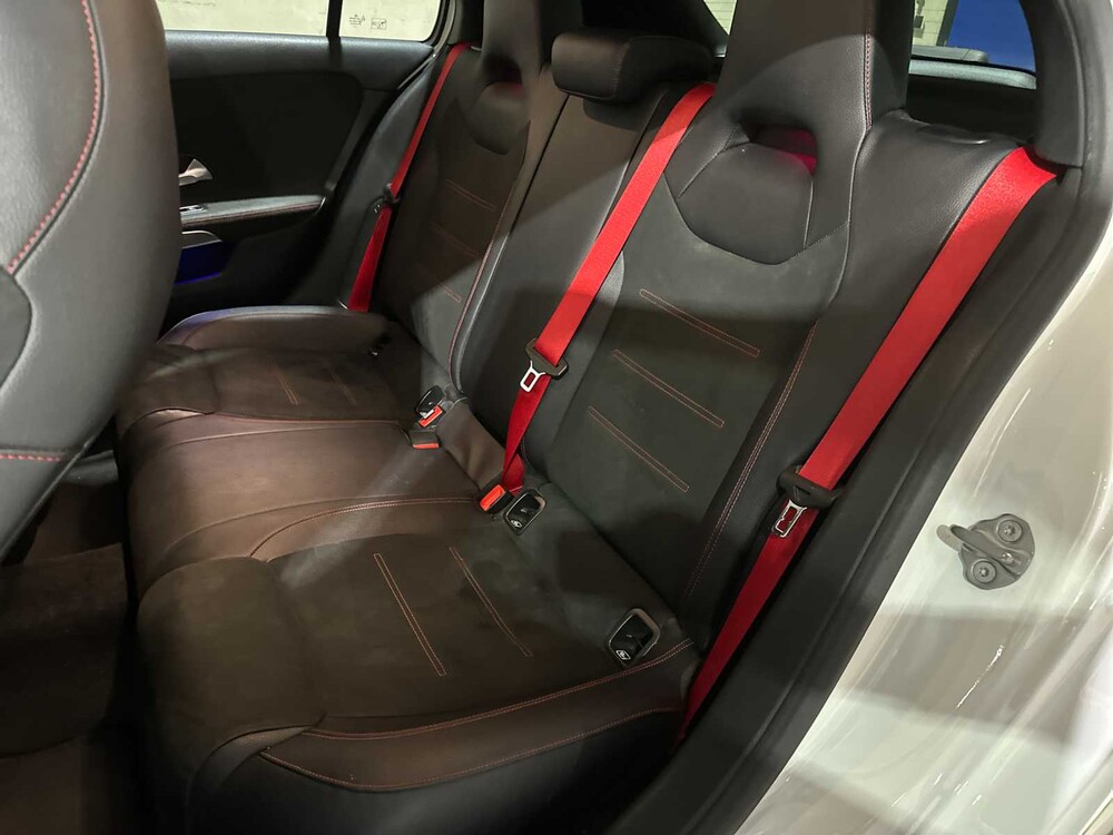 Mercedes-Benz A250 AMG Premium Plus A-klasse 224pk 2019, P-962-GR