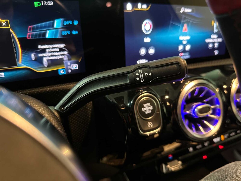 Mercedes-Benz A250 AMG Premium Plus A-klasse 224pk 2019, P-962-GR