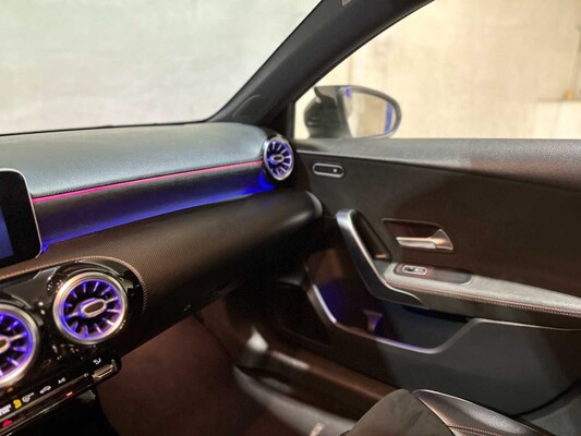 Mercedes-Benz A250 AMG Premium Plus A-klasse 224pk 2019, P-962-GR