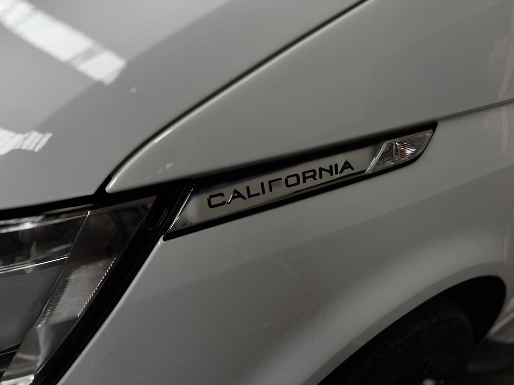 Volkswagen Transporter T6 VIP California Kampeerwagen 180pk 2021, HFF-38-X