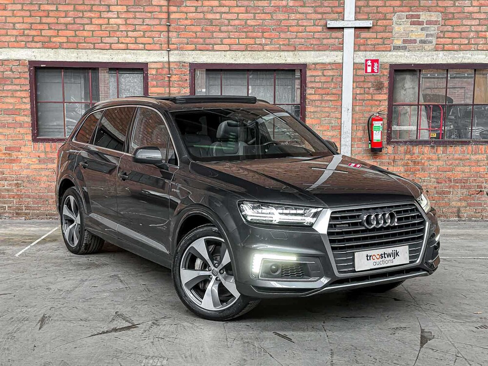 Audi Q7 3.0 TDI V6 e-tron Quattro Sport 373pk 2016 S-Line (Origineel-NL), KT-961-N