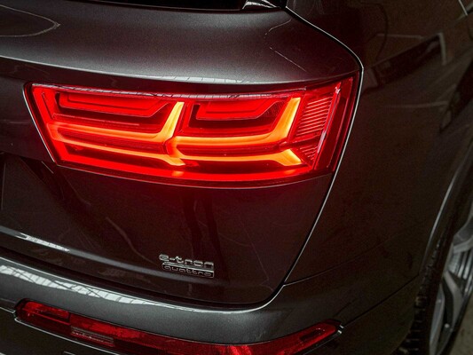 Audi Q7 3.0 TDI V6 e-tron Quattro Sport 373pk 2016 S-Line (Origineel-NL), KT-961-N