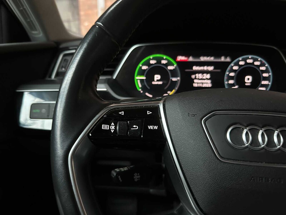 Audi e-tron 50 Quattro Edition 71 kWh 313 PS 2020 (Original-NL), J-388-LL