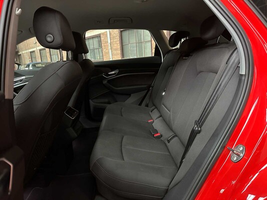 Audi e-tron 50 Quattro Edition 71 kWh 313 PS 2020 (Original-NL), J-388-LL