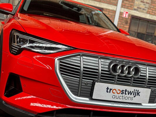 Audi e-tron 50 Quattro Edition 71 kWh 313 PS 2020 (Original-NL), J-388-LL