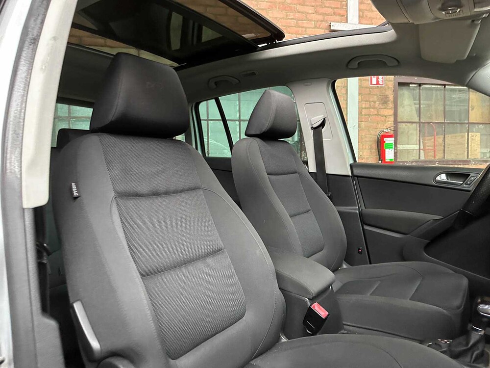 Volkswagen Tiguan 2.0 TSI Sport&Style 4Matic R-Line 170pk 2010, 21-KJR-3 Youngtimer