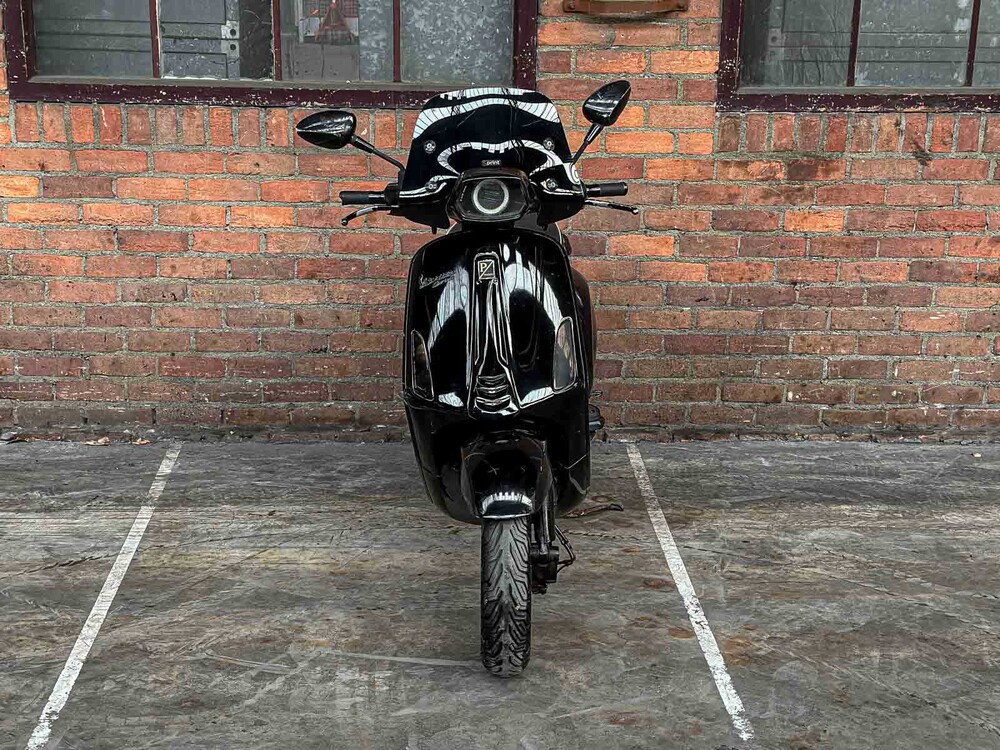 Piaggio Vespa Sprint 4T CUSTOM 2014, F-443-VL Scooter