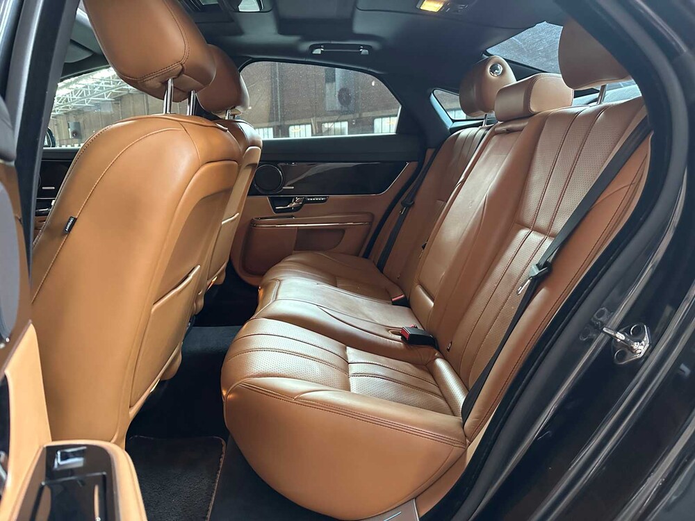 Jaguar XJ 3.0 V6D Portfolio 275pk 2012