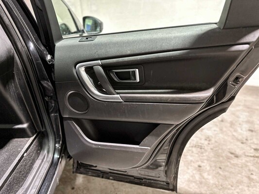 Land Rover Discovery Sport 2.0 TD4 US SE 150pk 2018 (Origineel-NL), V-267-ND