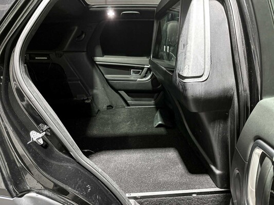 Land Rover Discovery Sport 2.0 TD4 US SE 150pk 2018 (Origineel-NL), V-267-ND