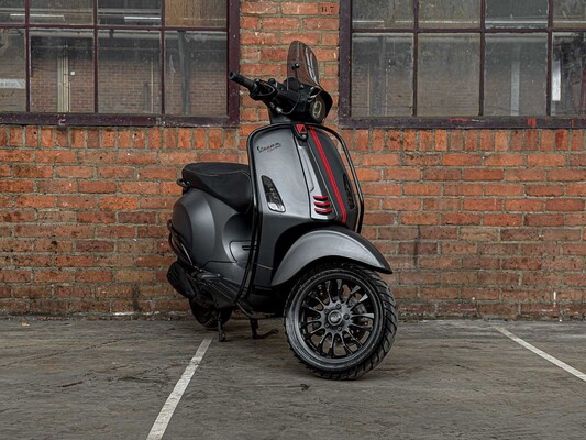 Piaggio Vespa Sprint 4T 2015 Scooter, DBL-64-H