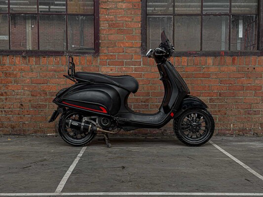 Piaggio Vespa Sprint 4T 2016 Scooter, DGX-89-G