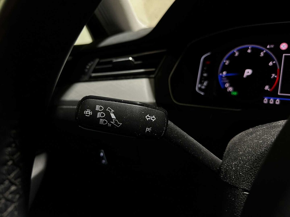 Volkswagen Passat Variant 1.5 TSI Business 150pk 2020 (Origineel-NL+1e eignaar), J-046-XK