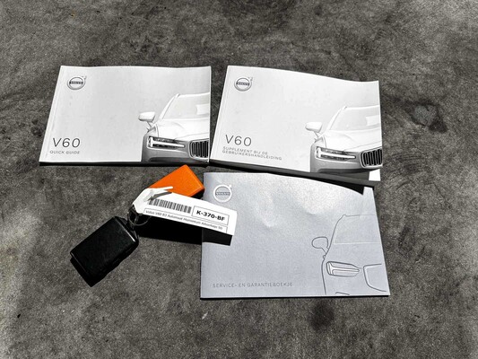 Volvo V60 2.0 B3 Momentum Advantage 163pk 2020 (Origineel-NL+1e eigenaar), K-370-BF